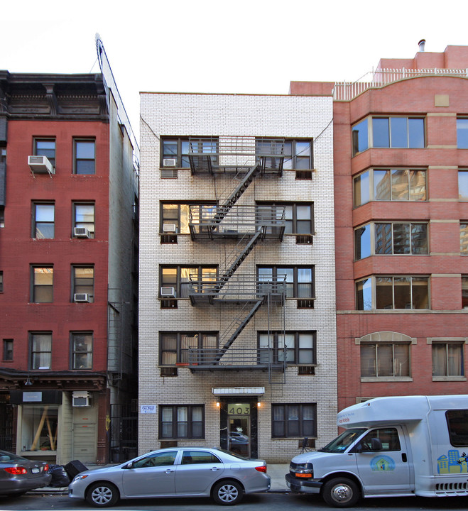 403 E 73rd St in New York, NY - Building Photo