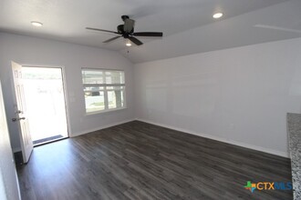 134 Wind Ridge Dr in Copperas Cove, TX - Foto de edificio - Building Photo