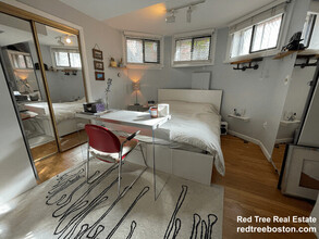 429 Marlborough St, Unit 1 in Boston, MA - Building Photo - Building Photo