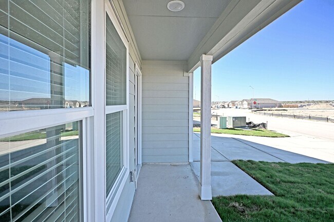 1855 Lorena Wood in New Braunfels, TX - Foto de edificio - Building Photo