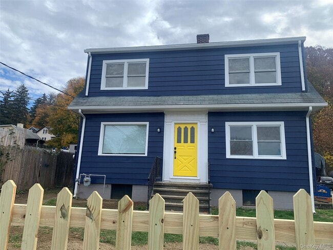 property at 711 N Division St