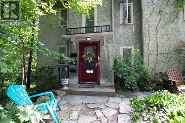 74-74 Acacia Ave in Ottawa, ON - Building Photo - Building Photo