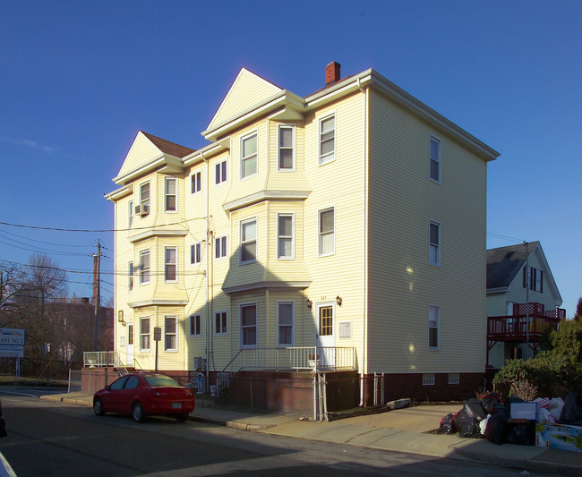 433-435 Bay St in Fall River, MA - Building Photo - Building Photo