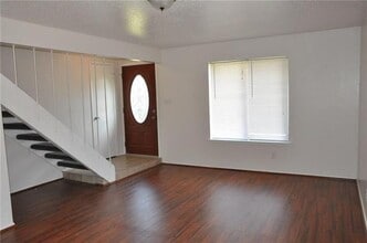 2613 Sam Houston Dr in Garland, TX - Building Photo - Building Photo