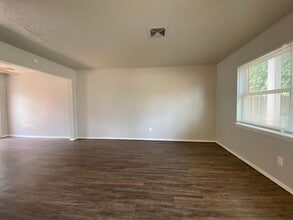 2408 N Reeves Ave in Oklahoma City, OK - Building Photo - Building Photo