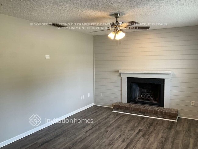 1306 Gulfview Woods Ln in Tarpon Springs, FL - Building Photo - Building Photo