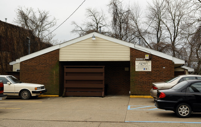 Mulberry Place in Ravenswood, WV - Building Photo - Building Photo