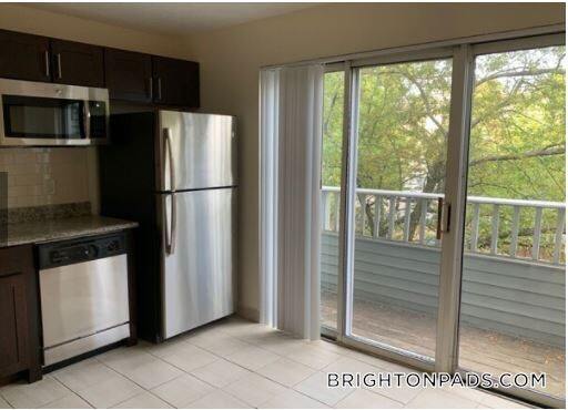 154 N Beacon St in Boston, MA - Building Photo - Building Photo