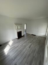 2105 Sherman Ave, Unit 2105 in Middletown, OH - Foto de edificio - Building Photo