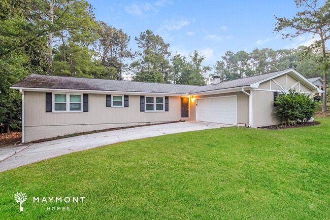property at 2155 Rolling Acres Dr SW
