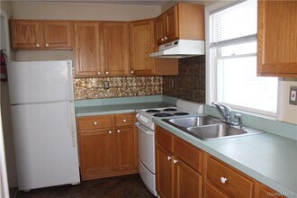 69 Academy St in Poughkeepsie, NY - Building Photo - Building Photo