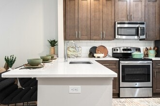 Lamar Union in Austin, TX - Building Photo - Building Photo