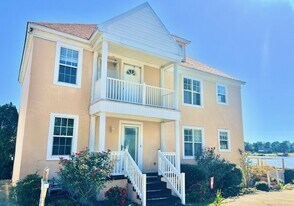 1006 Canberra Pl in Florence, SC - Building Photo