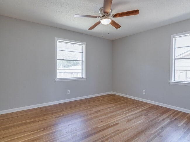 1979 Kilarney Ave in Memphis, TN - Building Photo - Building Photo