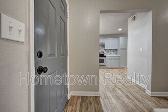 8075 NW 23rd St in Oklahoma City, OK - Building Photo - Building Photo