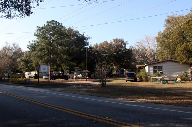 Citrus Knolls in Thonotosassa, FL - Building Photo - Building Photo