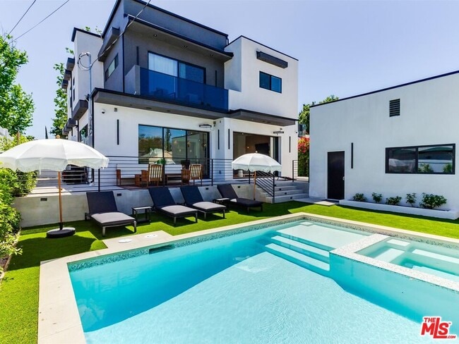 property at 5929 Hesperia Ave