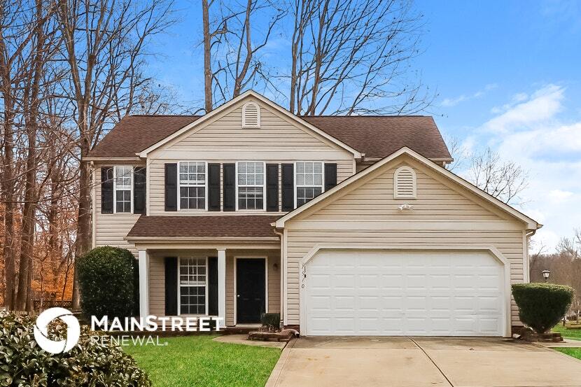 7510 Hubbard Woods Rd in Charlotte, NC - Foto de edificio