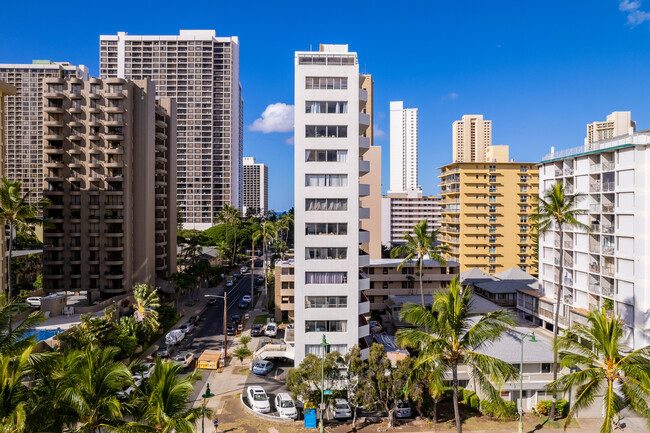 Ohualani in Honolulu, HI - Building Photo - Building Photo