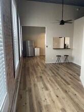 101 S Madison St-Unit -101 1/2 S. Madison Apt A in Bloomfield, IA - Foto de edificio - Building Photo