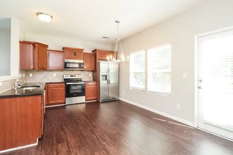 813 Georgia Oak Ln in Landis, NC - Building Photo - Building Photo