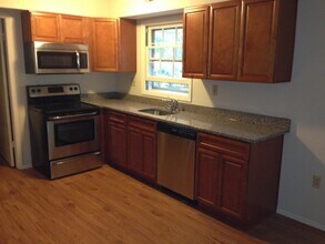 1734 Swinburne Ave in Crofton, MD - Building Photo - Building Photo