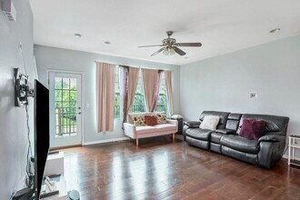 44567 Gwinnett Loop in Novi, MI - Building Photo - Building Photo
