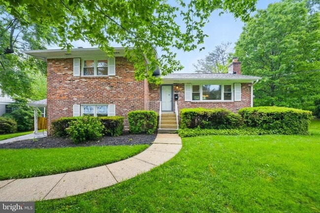 1810 Susquehannock Dr in McLean, VA - Building Photo - Building Photo