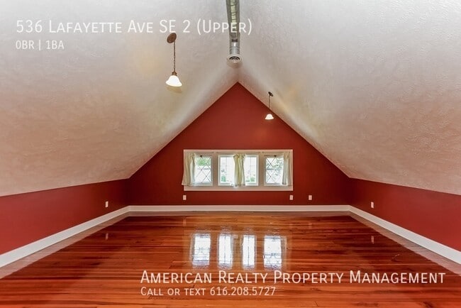 536 Lafayette Ave SE in Grand Rapids, MI - Building Photo - Building Photo