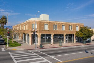 3317 W Washington Blvd in Los Angeles, CA - Building Photo