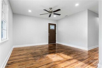 2102 Auburn St in Savannah, GA - Building Photo - Building Photo