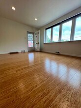 569 Domino Ln in Philadelphia, PA - Building Photo - Building Photo