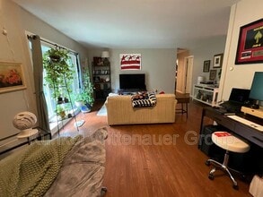 24 Coachlight Dr in Mascoutah, IL - Building Photo - Building Photo