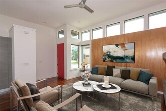 420 Starlight Vlg Lp in Leander, TX - Building Photo - Building Photo