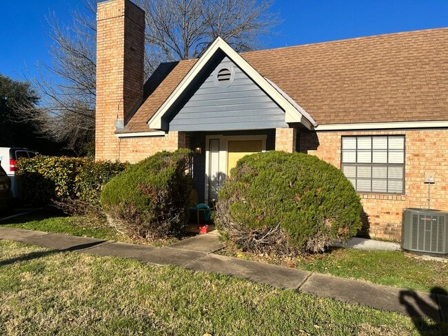 property at 1601 Faro Dr