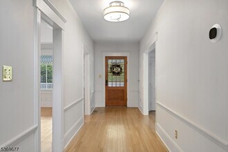 9 Red Rd in Chatham, NJ - Building Photo - Building Photo