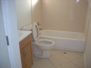 3613 Ventura Dr in Chalmette, LA - Foto de edificio - Building Photo