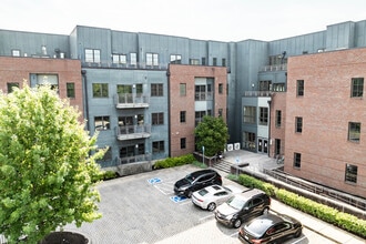 Morena Place I & II in Nashville, TN - Building Photo - Building Photo