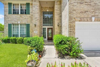 23707 Hackberry Dr in Katy, TX - Building Photo - Building Photo