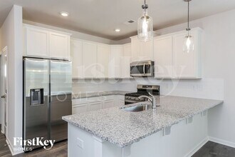 403 Stonefence Dr in Greenville, SC - Building Photo - Building Photo