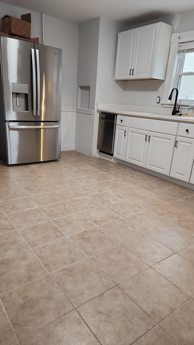 100 Woodstock St, Unit 1T