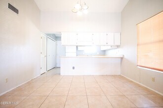 3569 E Glen Dr in El Paso, TX - Building Photo - Building Photo