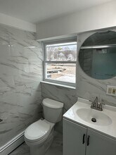 242 Main St in Ashland, MA - Building Photo - Building Photo