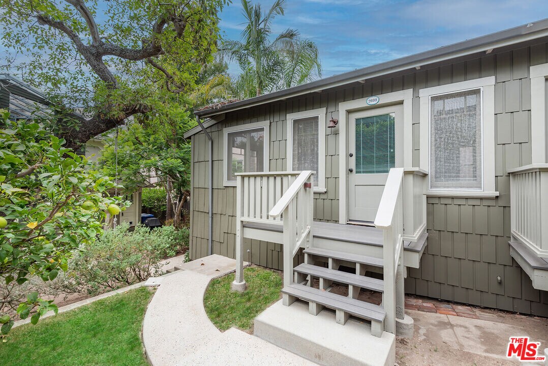2609 3rd St in Santa Monica, CA - Building Photo