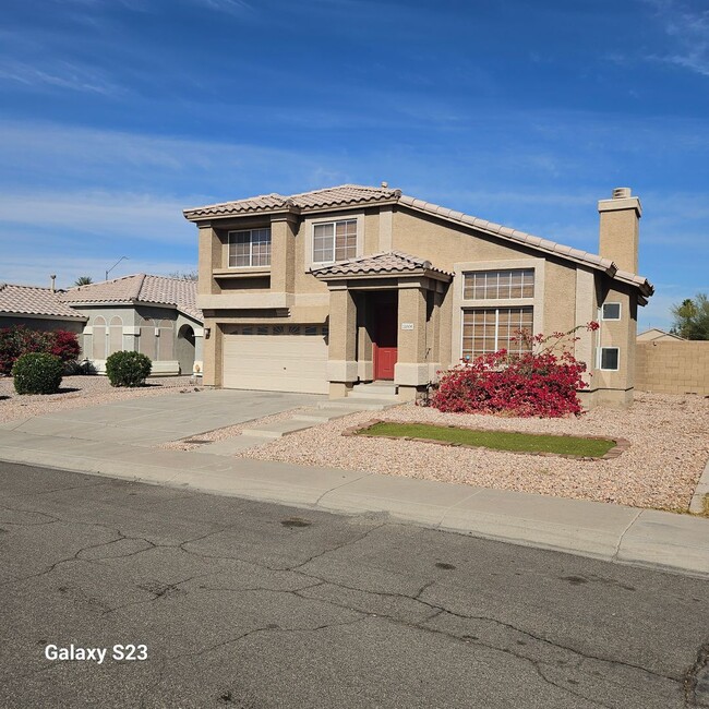 11008 W Lane Ave in Glendale, AZ - Building Photo - Building Photo