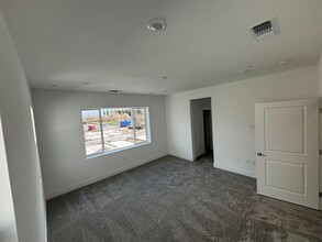 344 N Geyserville Way in Mountain House, CA - Foto de edificio - Building Photo