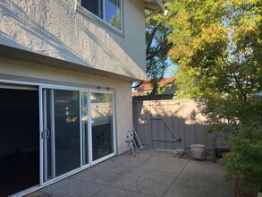 22220 Homestead Rd in Cupertino, CA - Building Photo - Building Photo