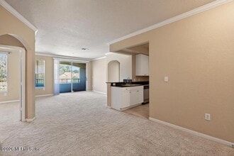 5617 Bowden Rd in Jacksonville, FL - Building Photo - Building Photo