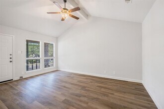 6811 Thorncliffe Dr in Austin, TX - Building Photo - Building Photo