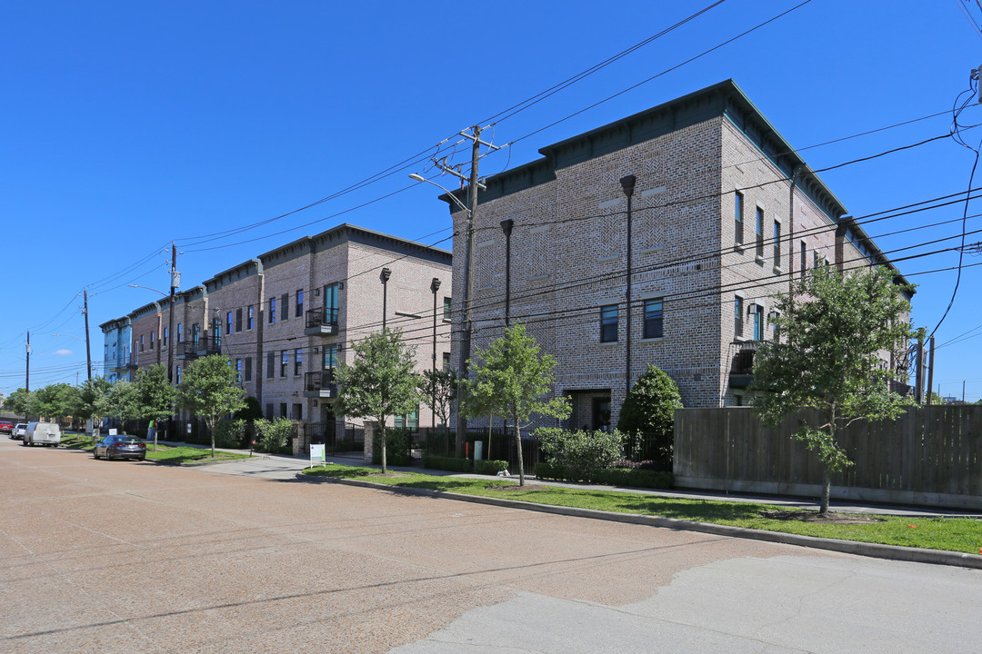 Broadstone Studemont Broadstone Studemont in Houston, TX - Building Photo